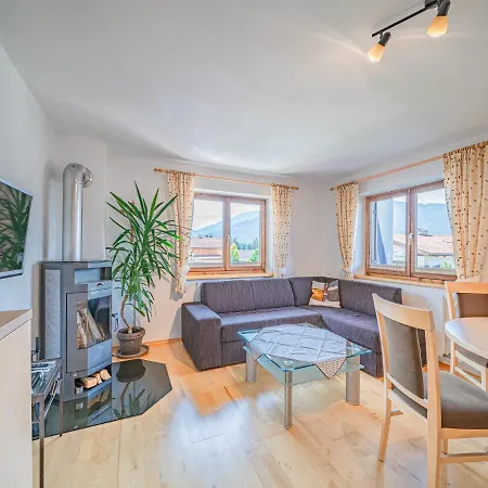 Apartment Josef 2 *