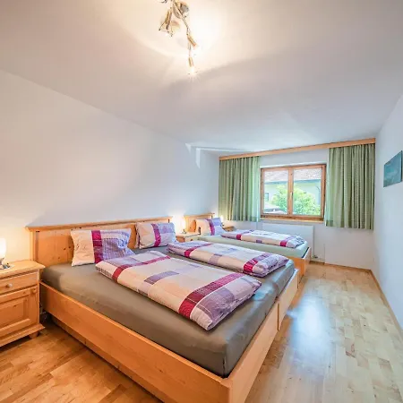 Josef 2 * Βέστεντορφ