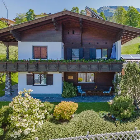 Apartment Josef 2 *