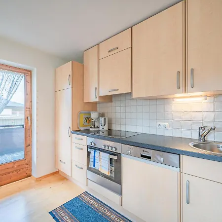 Josef 2 Apartament *